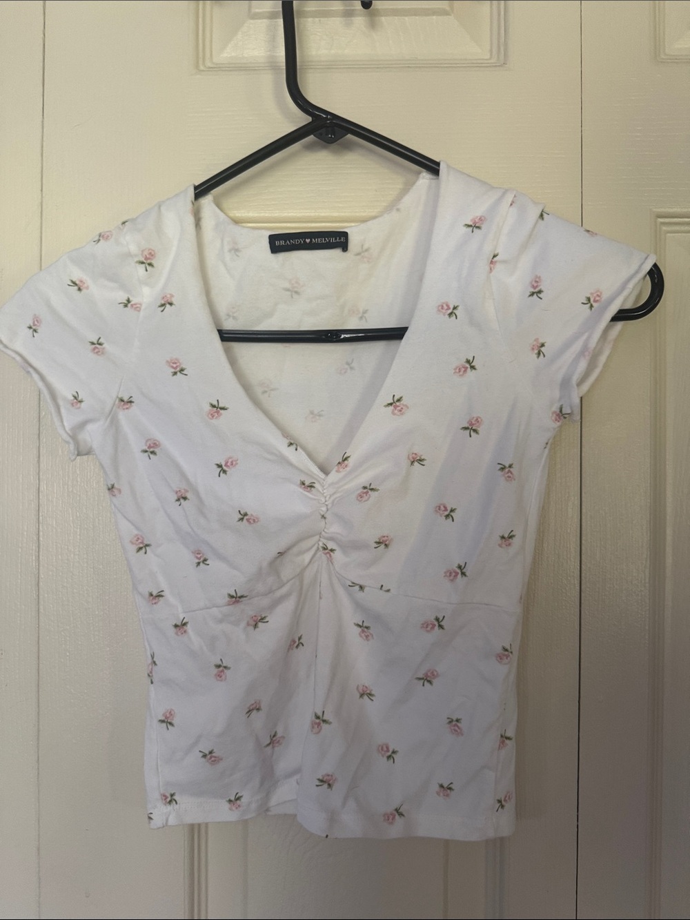 Brandy Melville short sleeve cinched shirt